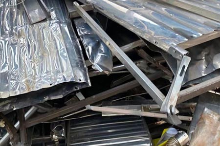 【隔断回收】科尔沁左翼中旗宝龙山角钢回收 正规数控设备回收厂家